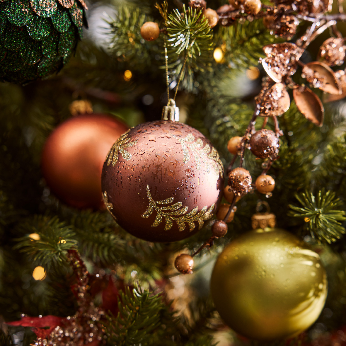 Տոնածառի ապակե խաղալիք, espresso/ginger brown, նախշերով, 8սմ/Տուփ 12 հատ/